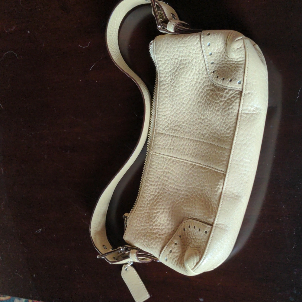 Auth COACH J05S- 5052 Hamilton Pebbled Leather Small Shoulder bag